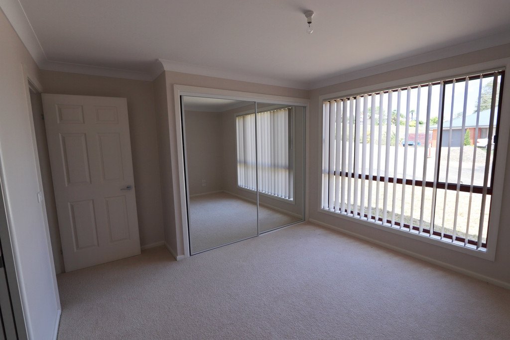 89-93 Winton Street - Unit 7  TUMBARUMBA 9