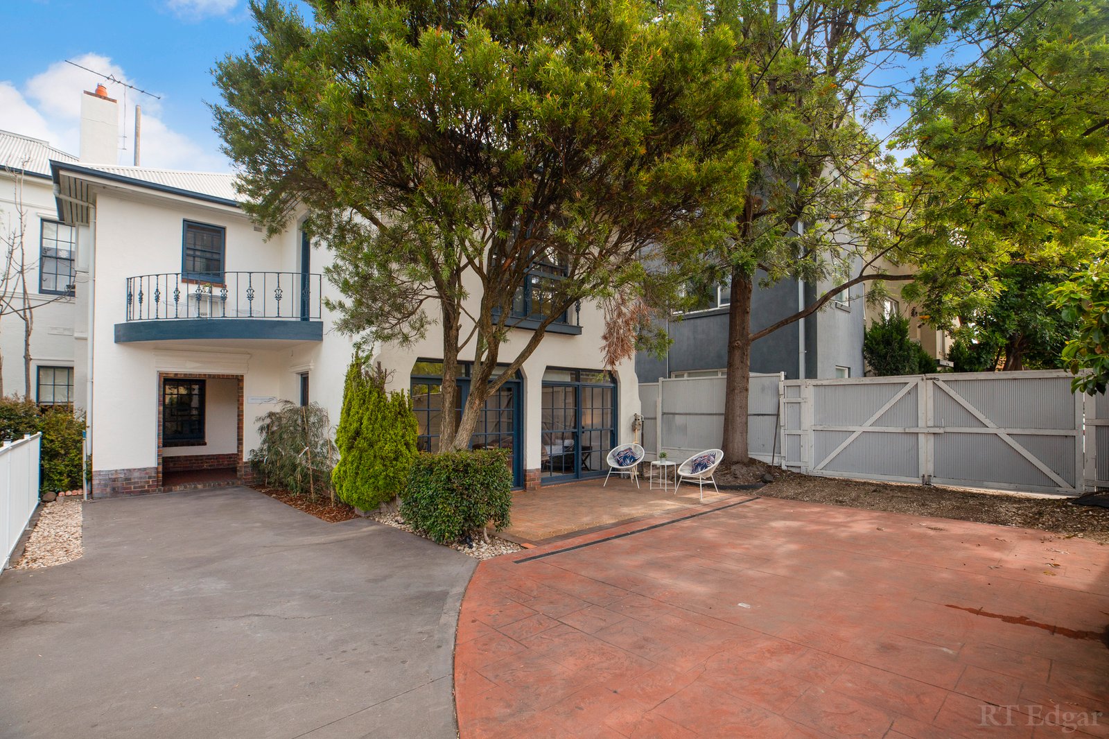 Real Estate and Property in 89 Alma Road, St Kilda East, VIC