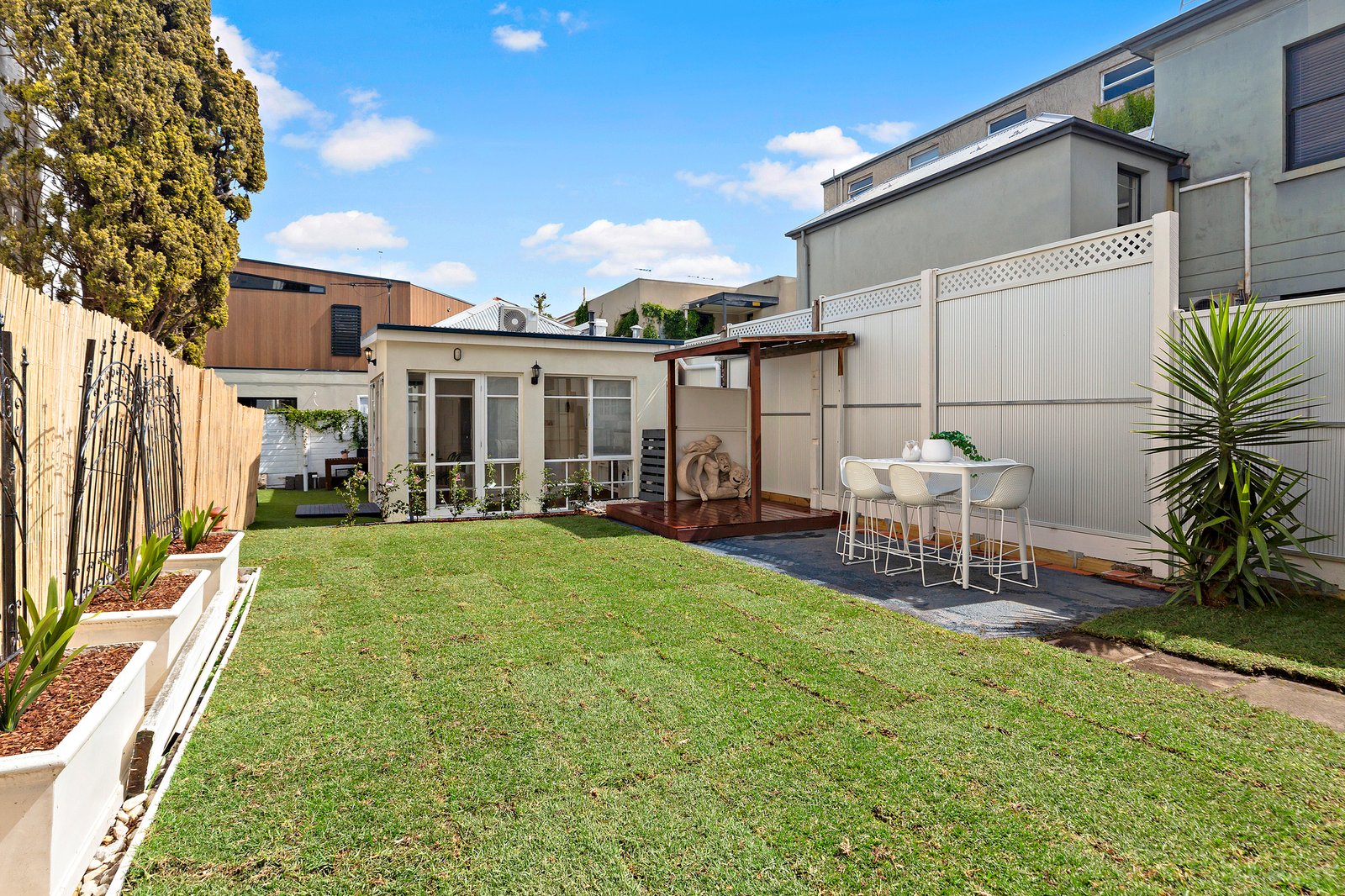 Real Estate and Property in 89 Alma Road, St Kilda East, VIC