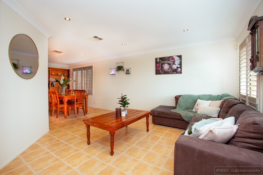 89 Avery Street RUTHERFORD 4