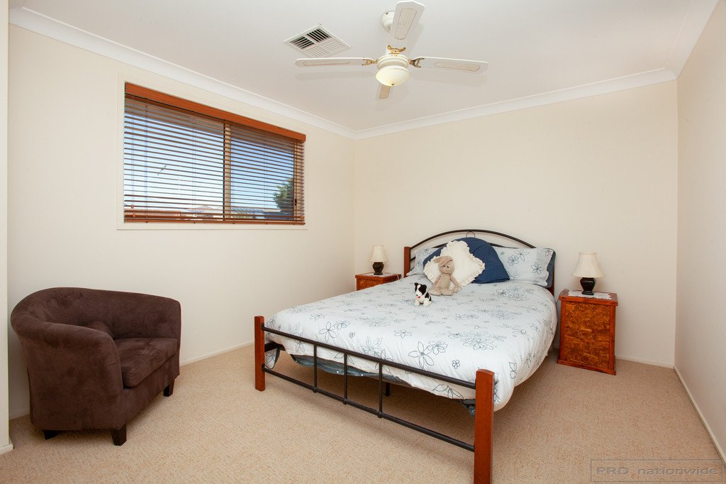 89 Avery Street RUTHERFORD 16
