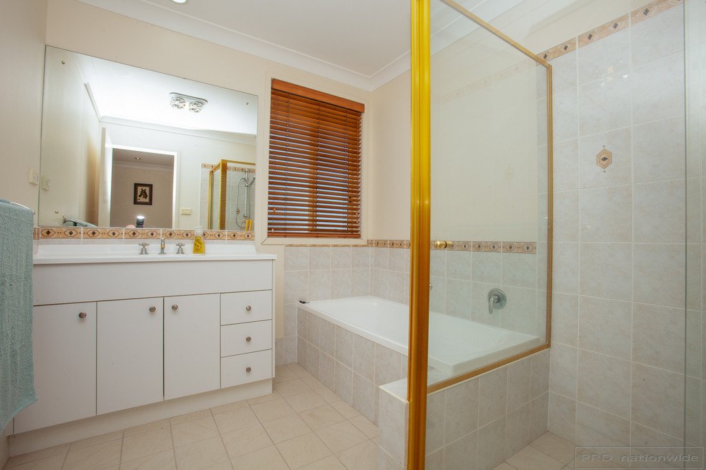 89 Avery Street RUTHERFORD 18