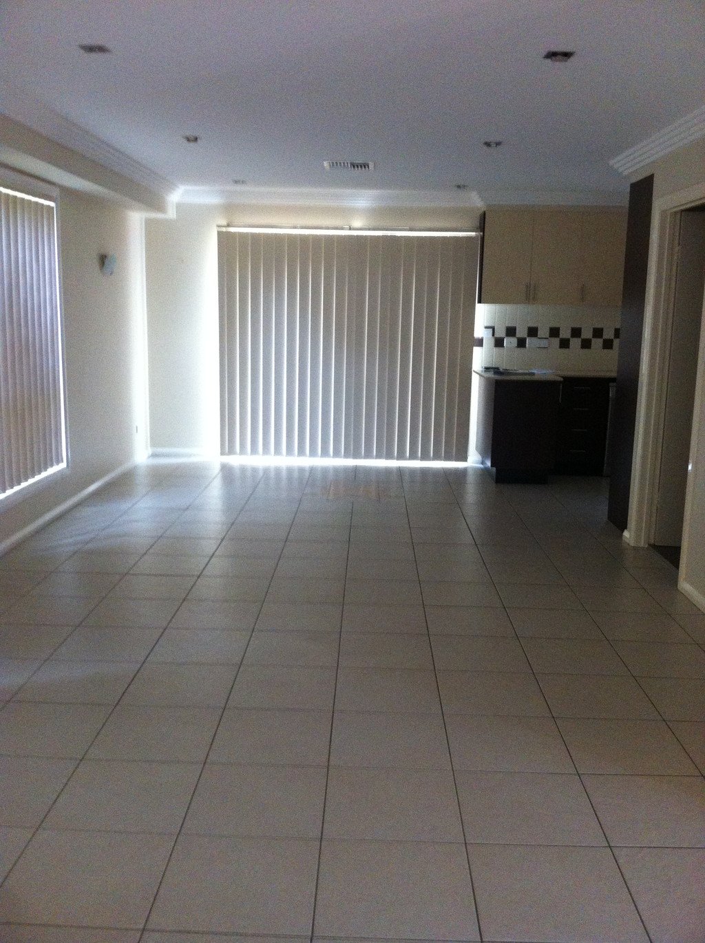 8/9 Barlow Street CAMBRIDGE PARK 7