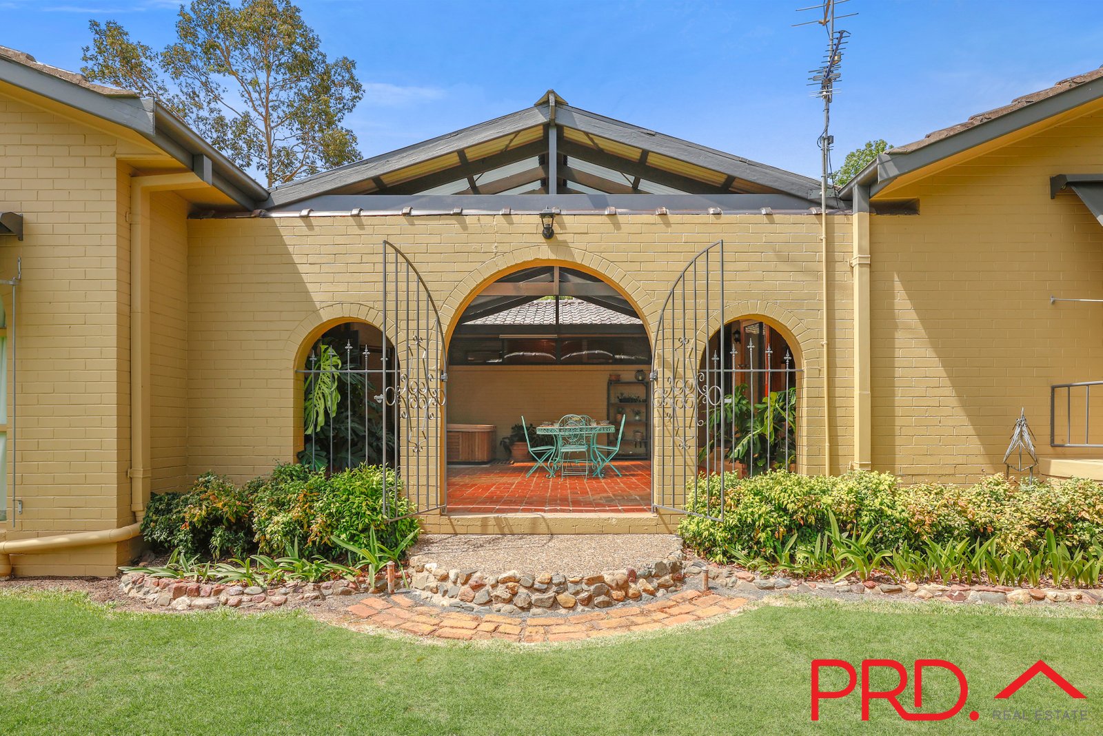 89 Bligh Street TAMWORTH 2