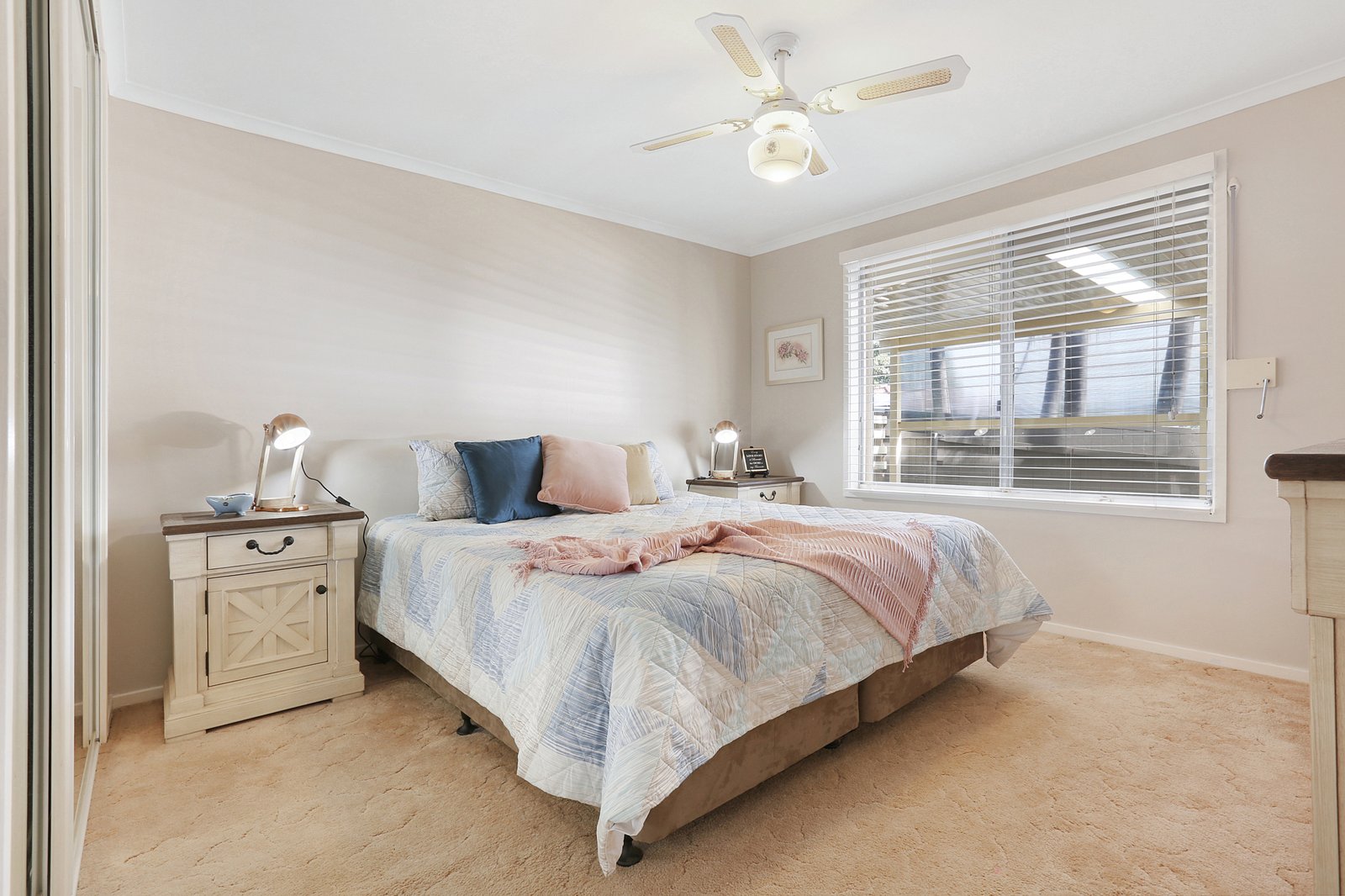 89 Bright Parade DAPTO 6