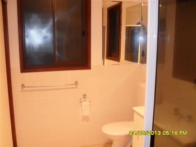 89 Carey Street TUMUT 8