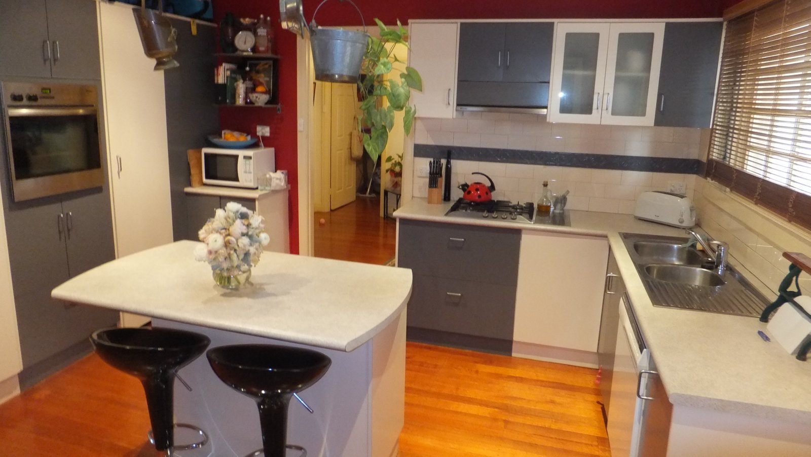 Gallery: 89 Huntingdale Road