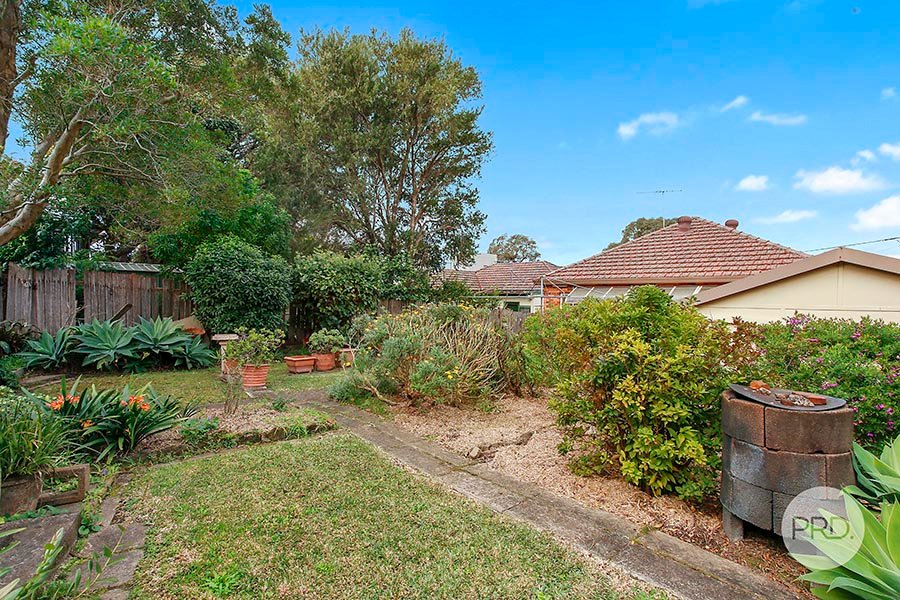 89 Hurstville Road HURSTVILLE GROVE 8