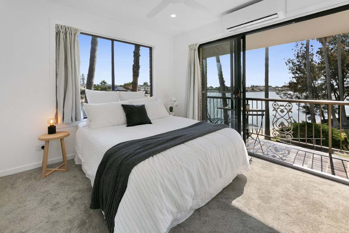 8/9 Jodie Court Mermaid Waters 5