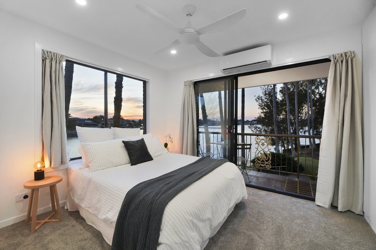 8/9 Jodie Court Mermaid Waters 15