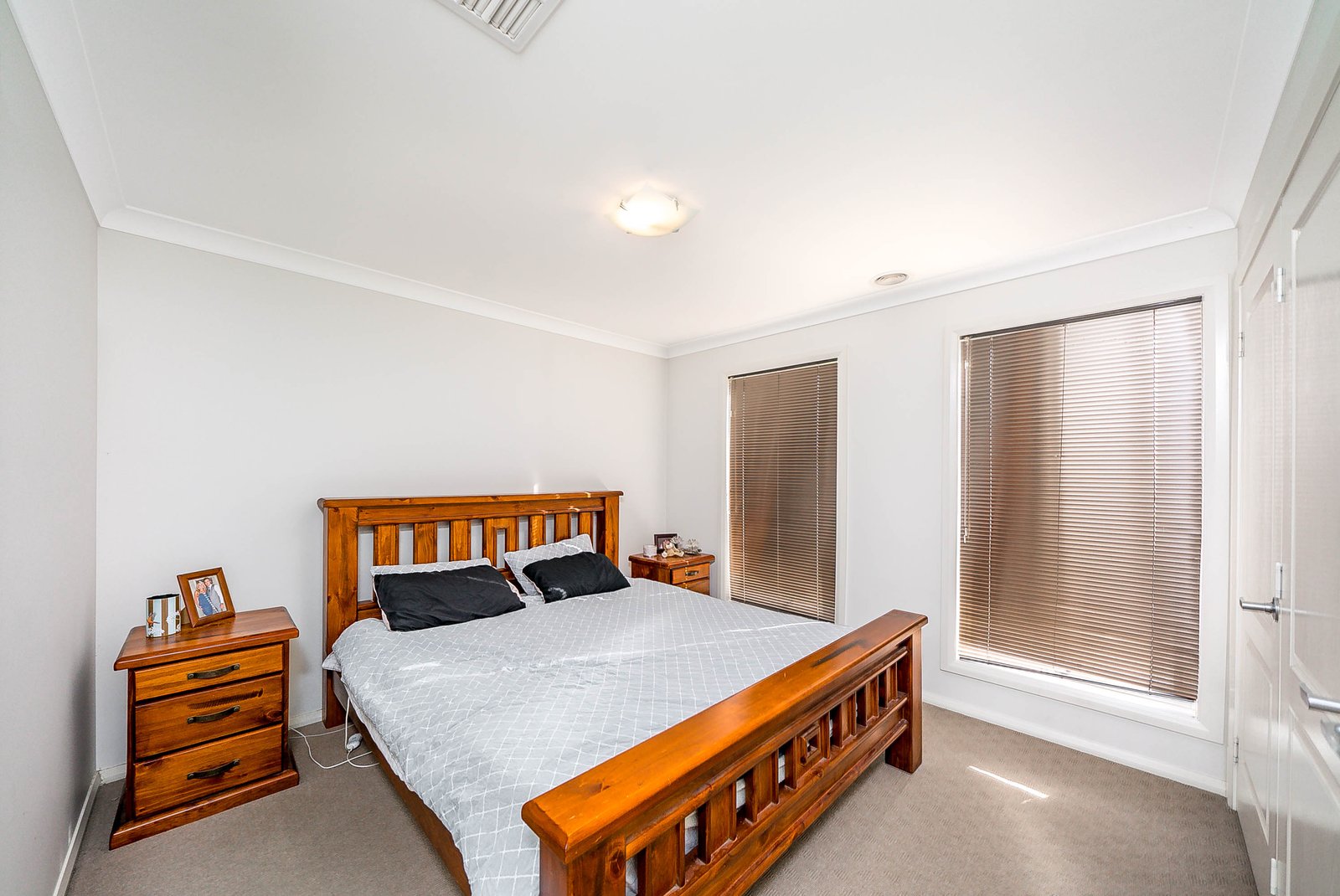 89 Kaloona Drive BOURKELANDS 9