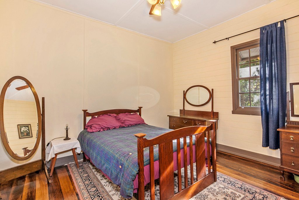 89 Lohs Lane MYRNIONG 8