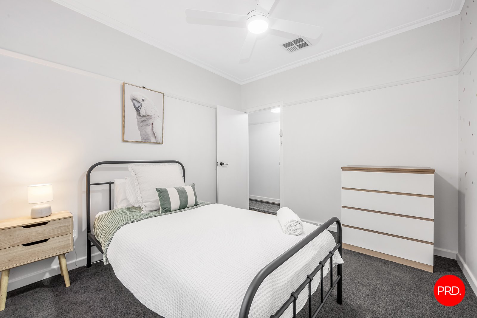 89 Mackenzie Street West  GOLDEN SQUARE 8