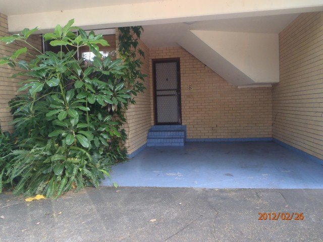 8/9 Proud Street LABRADOR 2