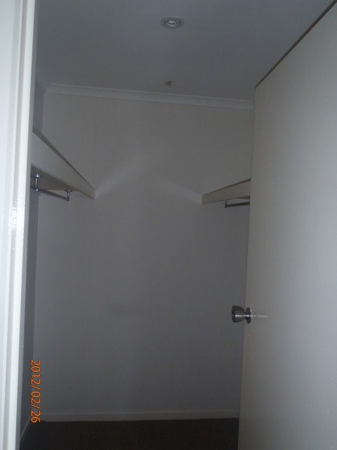 8/9 Proud Street LABRADOR 11