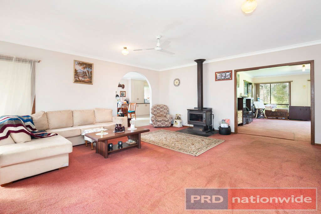 89 Racecourse Road HADDON 5