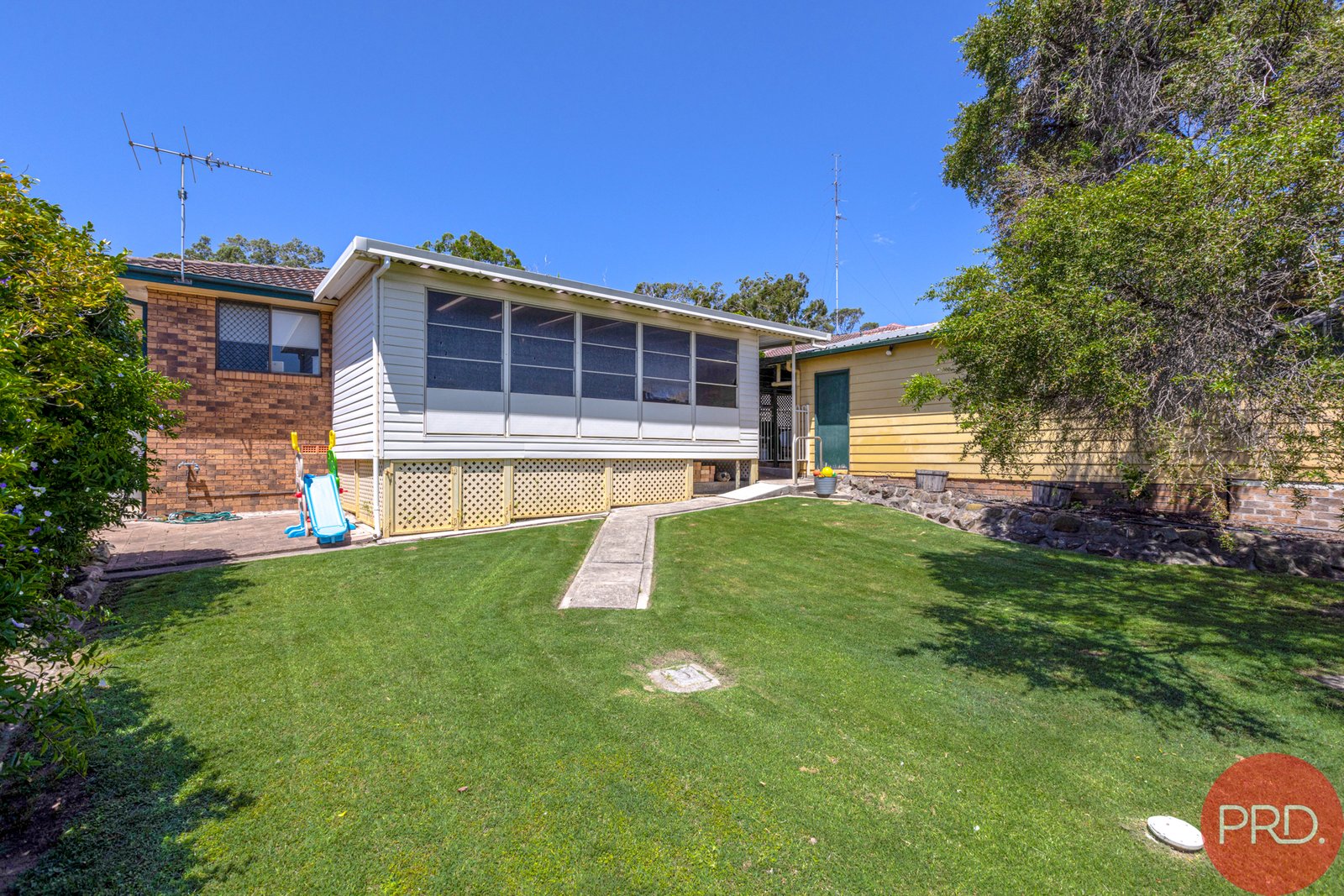 89 Regiment Road RUTHERFORD 20