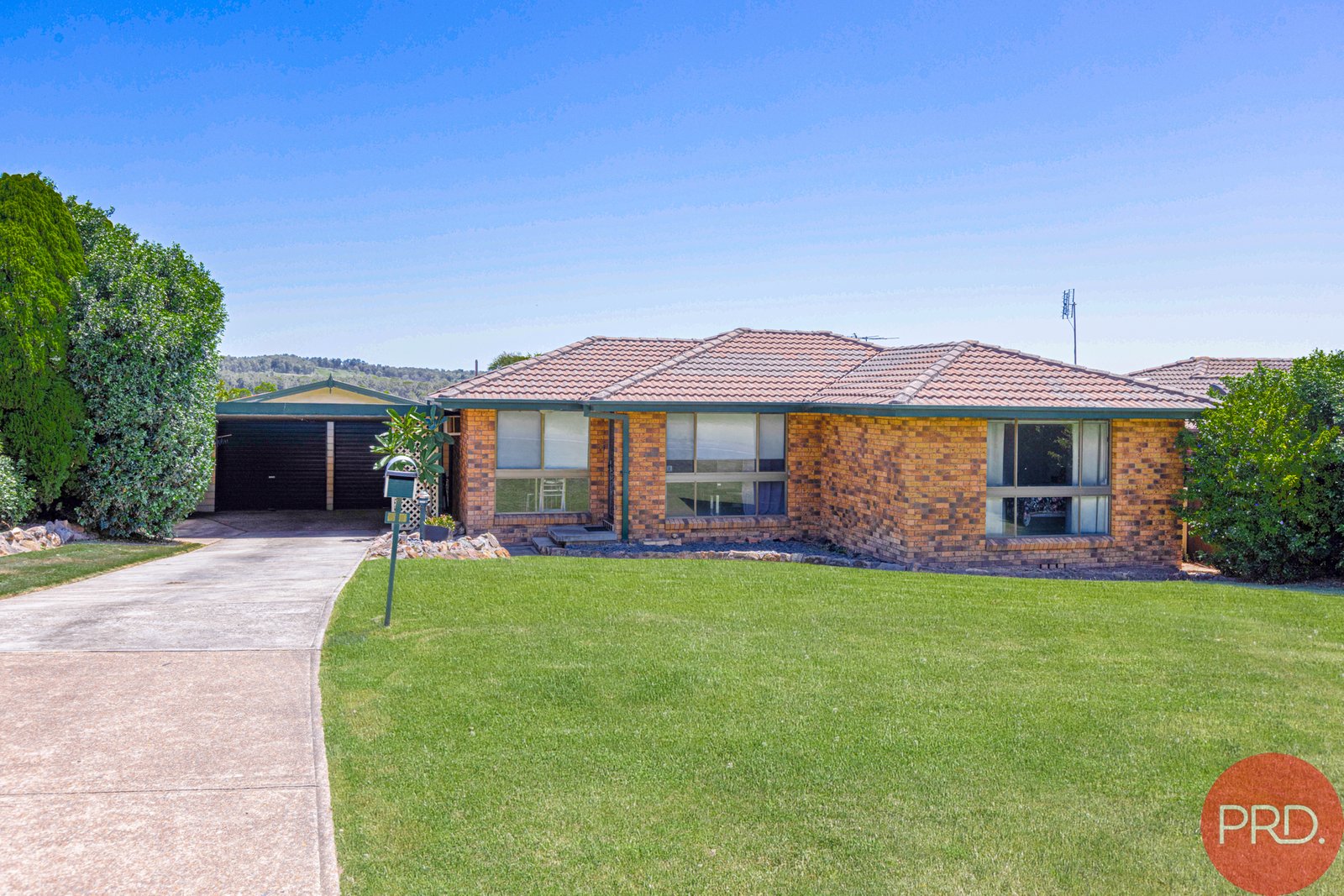 89 Regiment Road RUTHERFORD 24