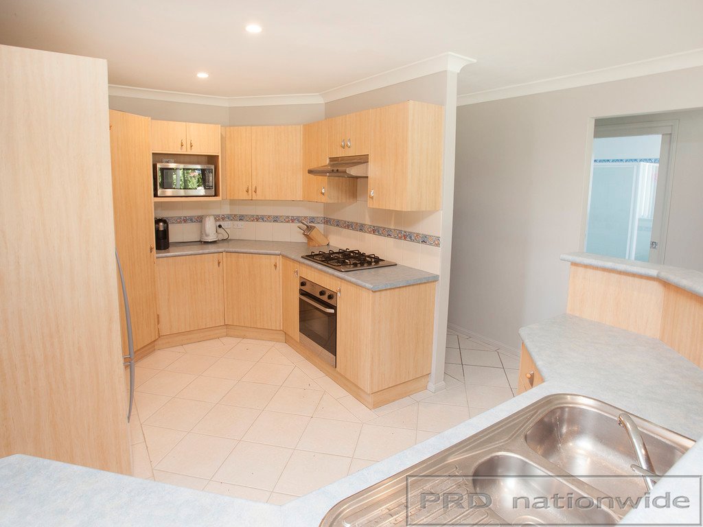 89 Somerset Drive THORNTON 7