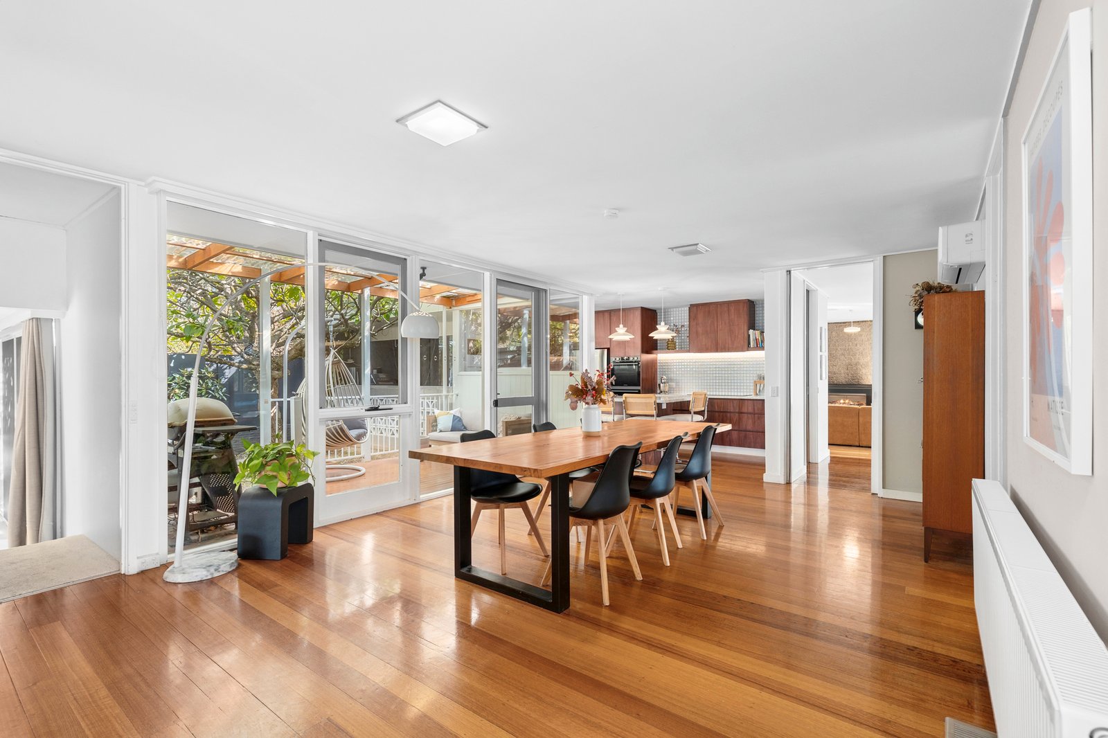 Gallery: 89 Thornhill Road