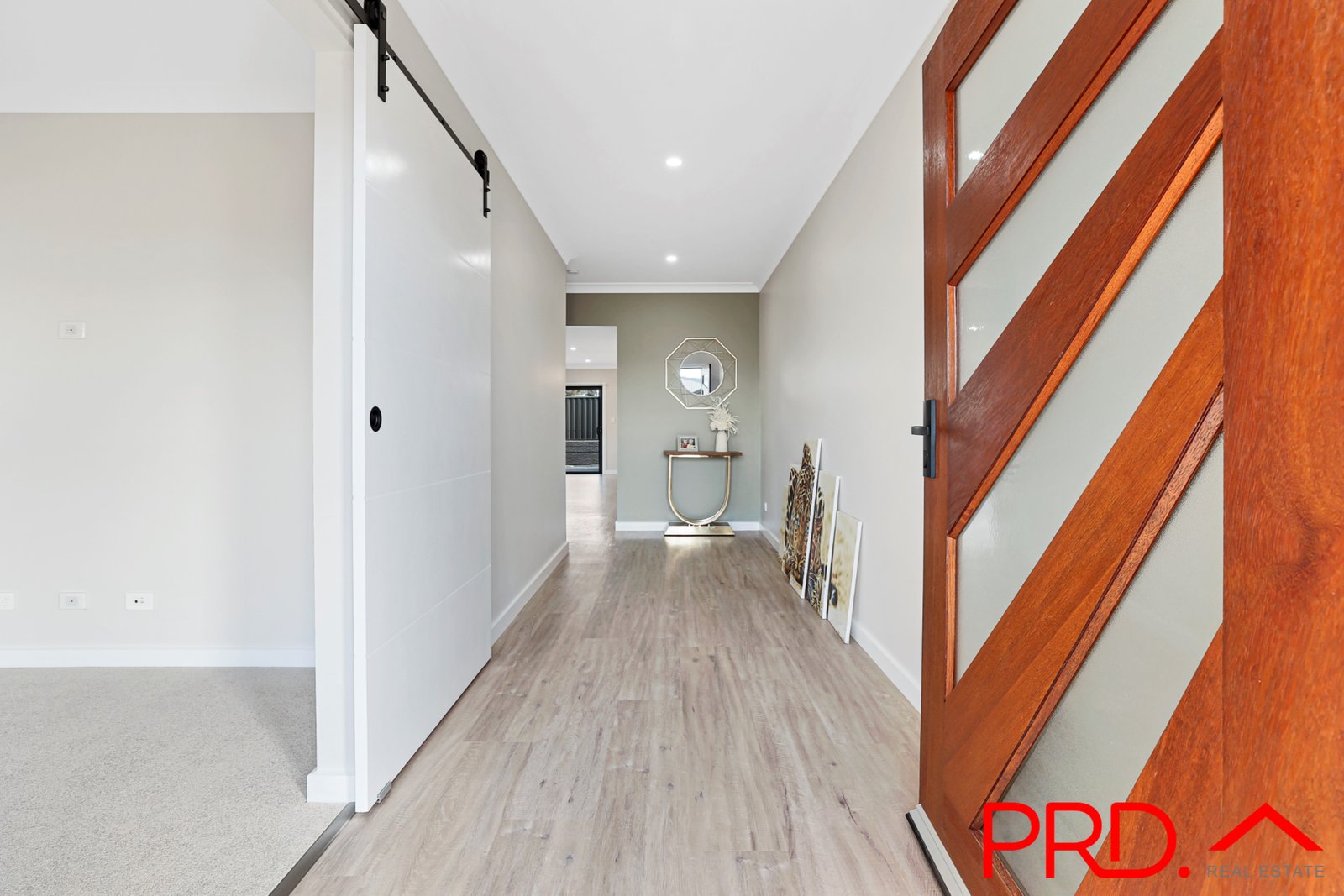 89 Verdelho Drive TAMWORTH 3