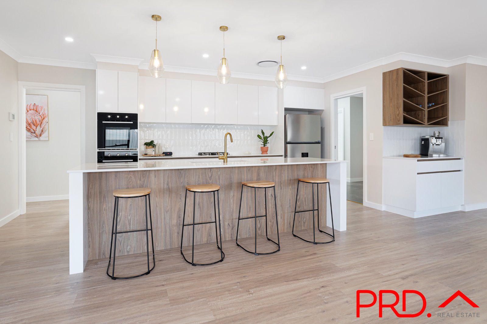 89 Verdelho Drive TAMWORTH 10