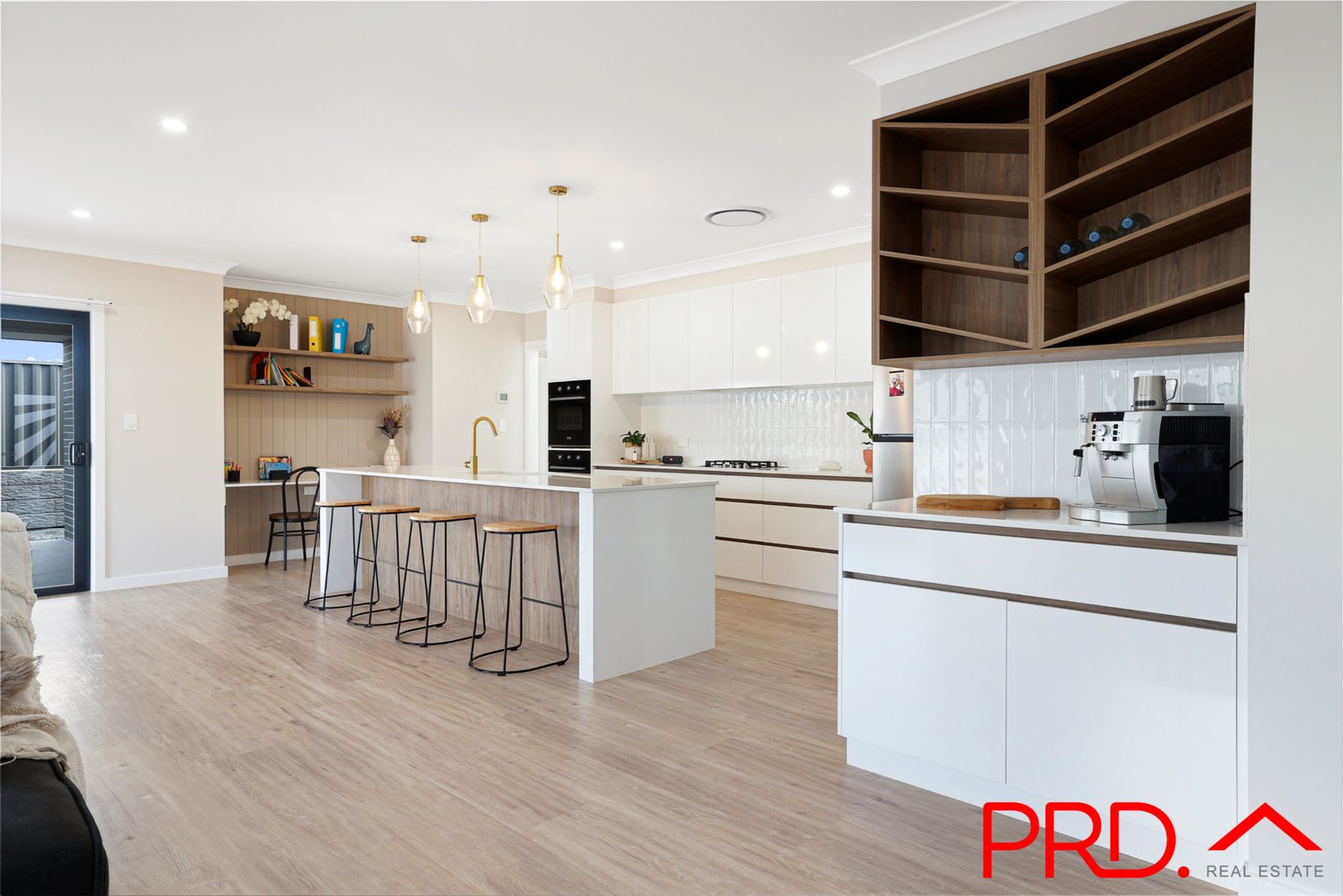 89 Verdelho Drive TAMWORTH 11