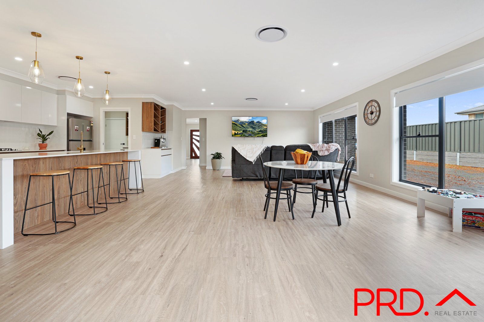 89 Verdelho Drive TAMWORTH 14