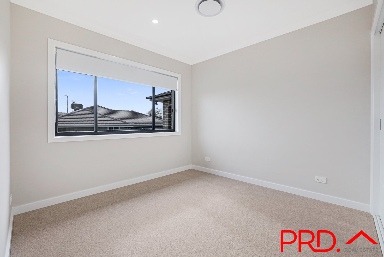 89 Verdelho Drive TAMWORTH 24