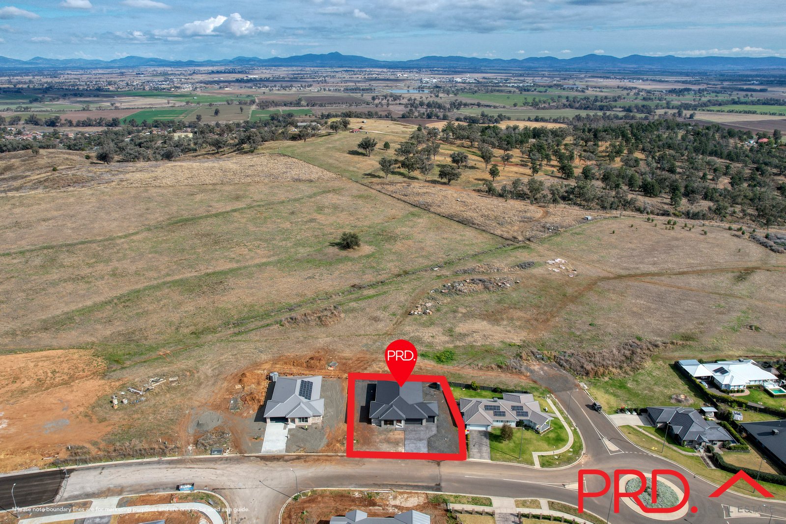 89 Verdelho Drive TAMWORTH 32