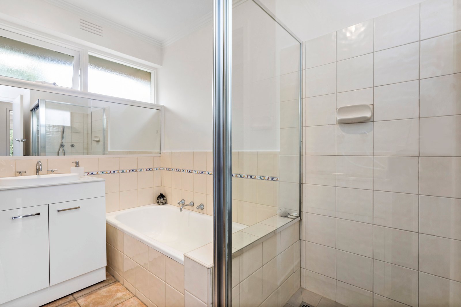 Real Estate and Property in 8/9 Wilks Street, Caulfield North, VIC