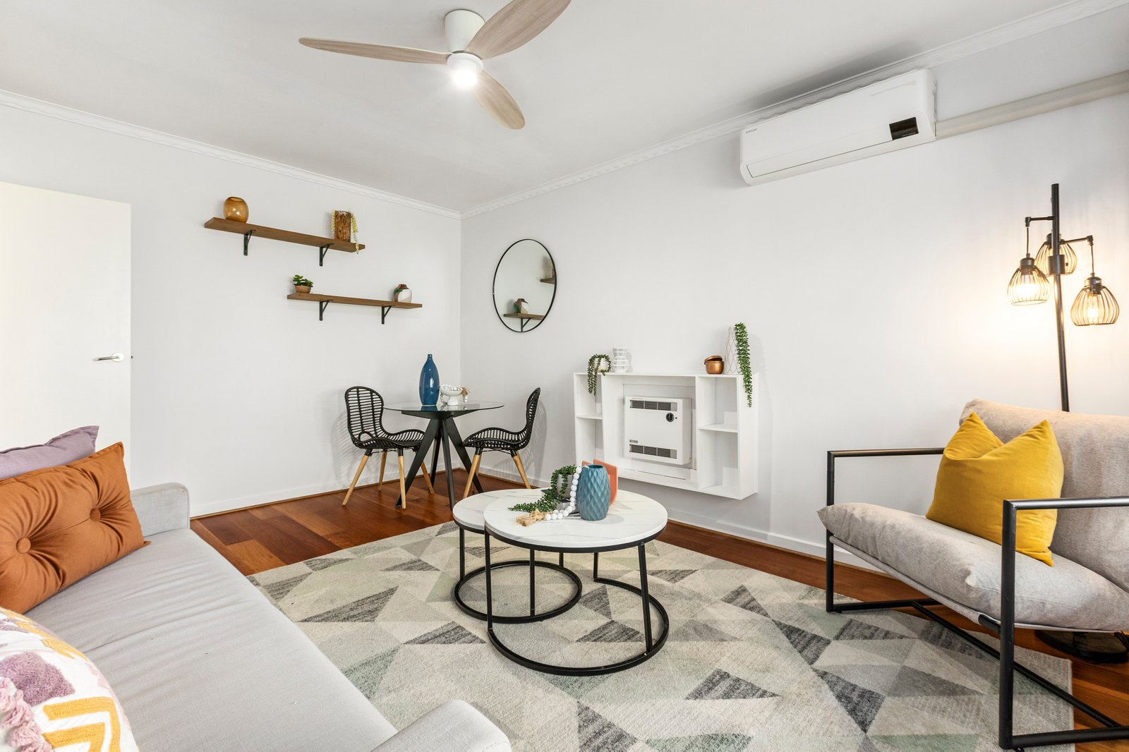Gallery: 8/9 Wyuna Road