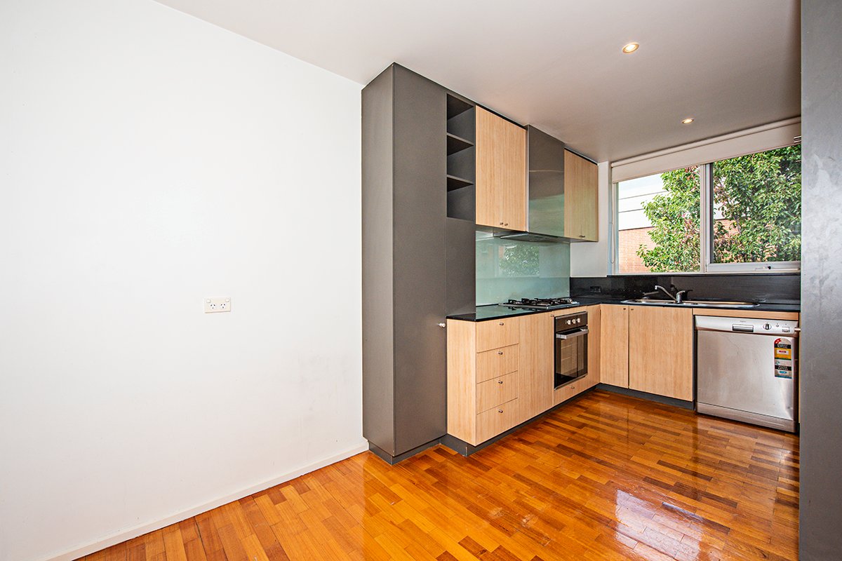 Gallery: 8/91 Mathoura Road