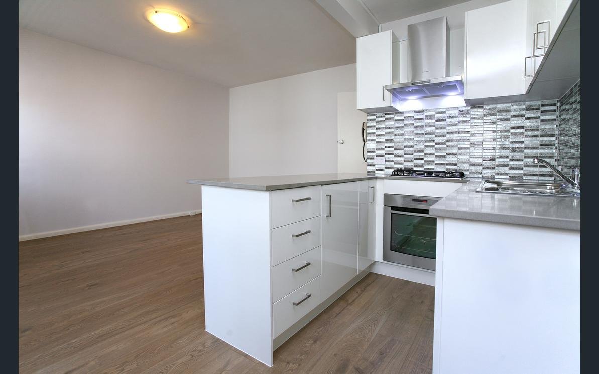 Gallery: 8/91 Ormond Road
