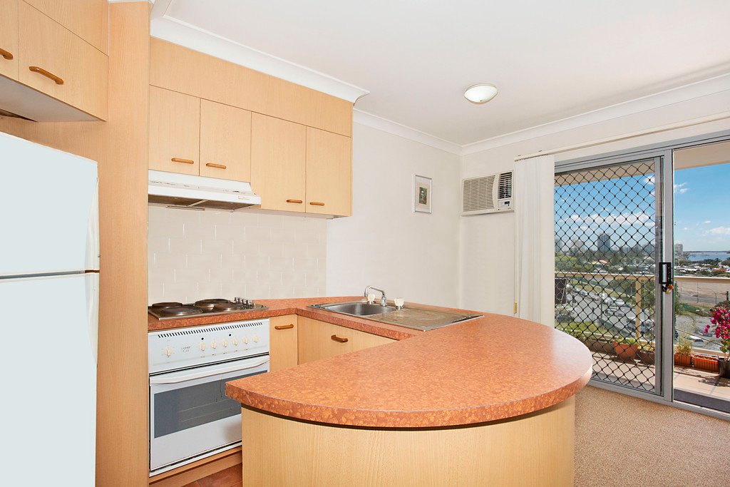 89/106-108 Marine Parade SOUTHPORT 4