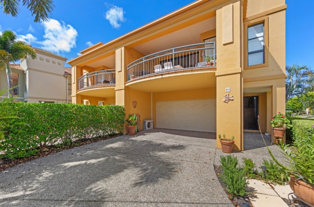 89/117 Palm Meadows Drive CARRARA 1