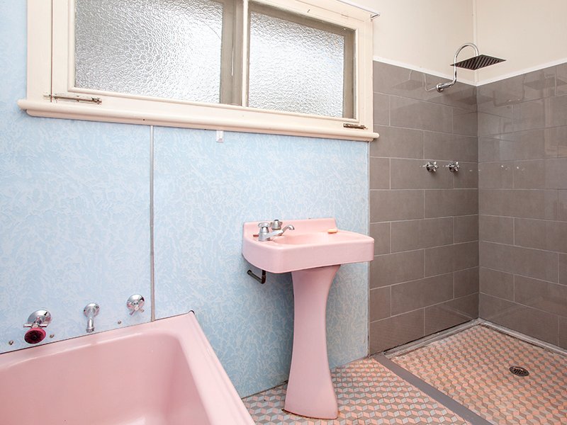 893 New England Highway LOCHINVAR 5