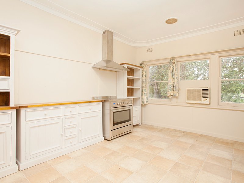 893 New England Highway LOCHINVAR 10