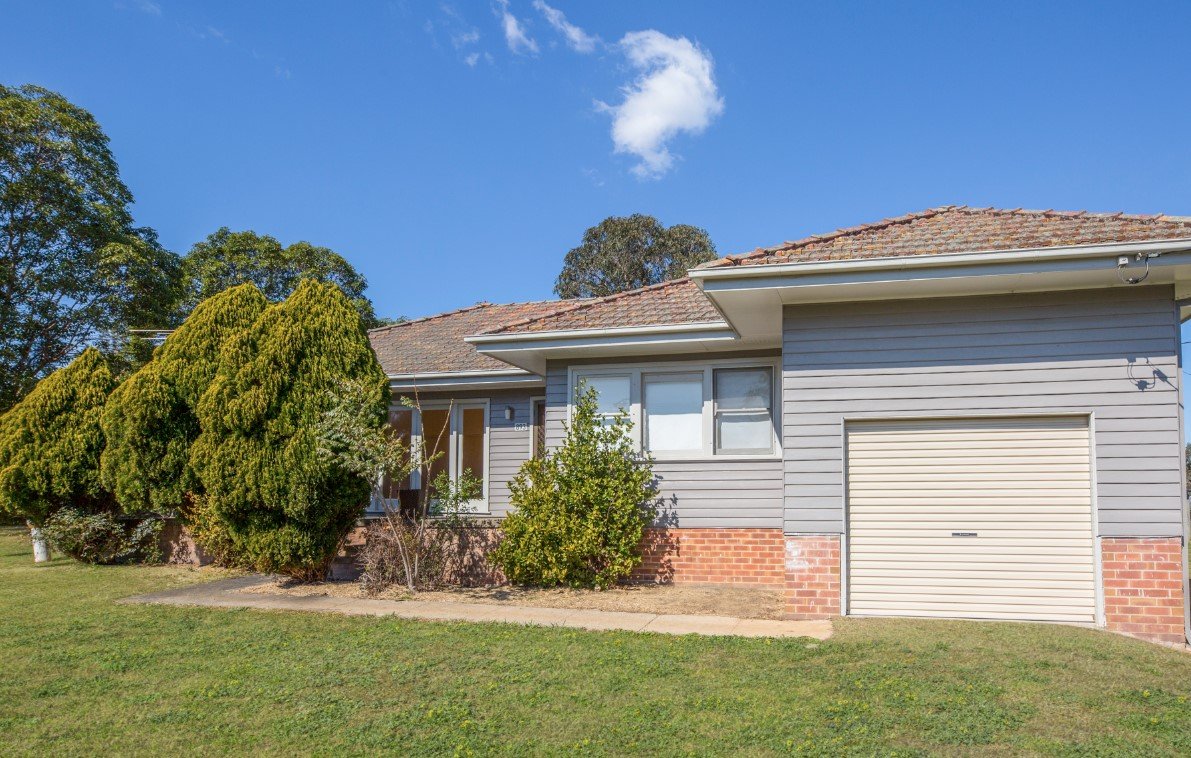 893 New England Highway LOCHINVAR 2