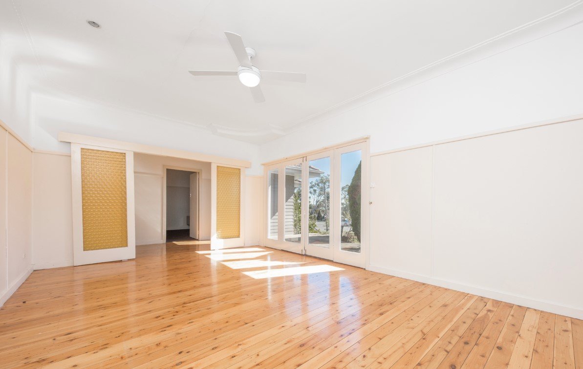 893 New England Highway LOCHINVAR 6