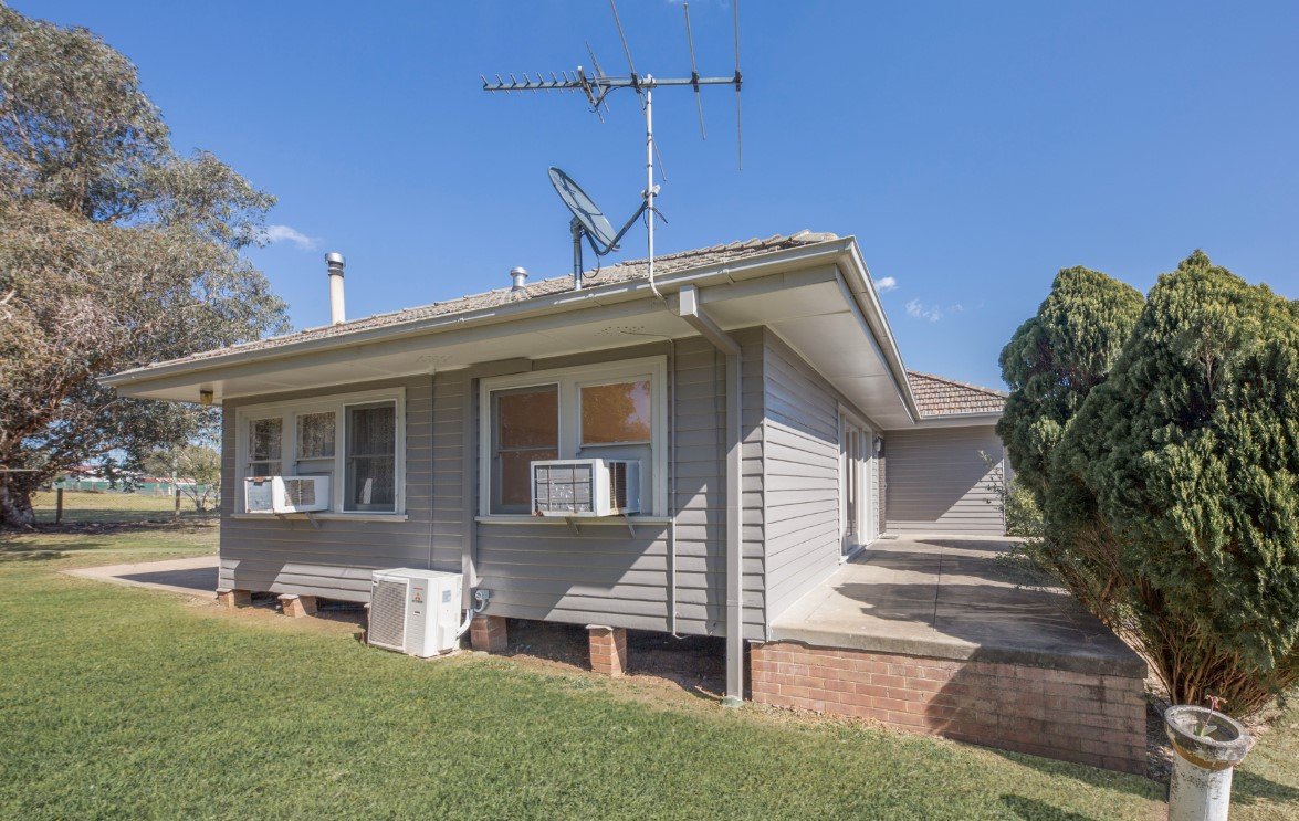 893 New England Highway LOCHINVAR 13