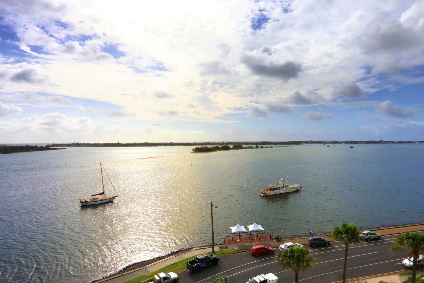 89/326 Marine Parade LABRADOR 15