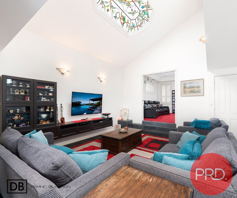 894 Henry Lawson Drive PICNIC POINT 7