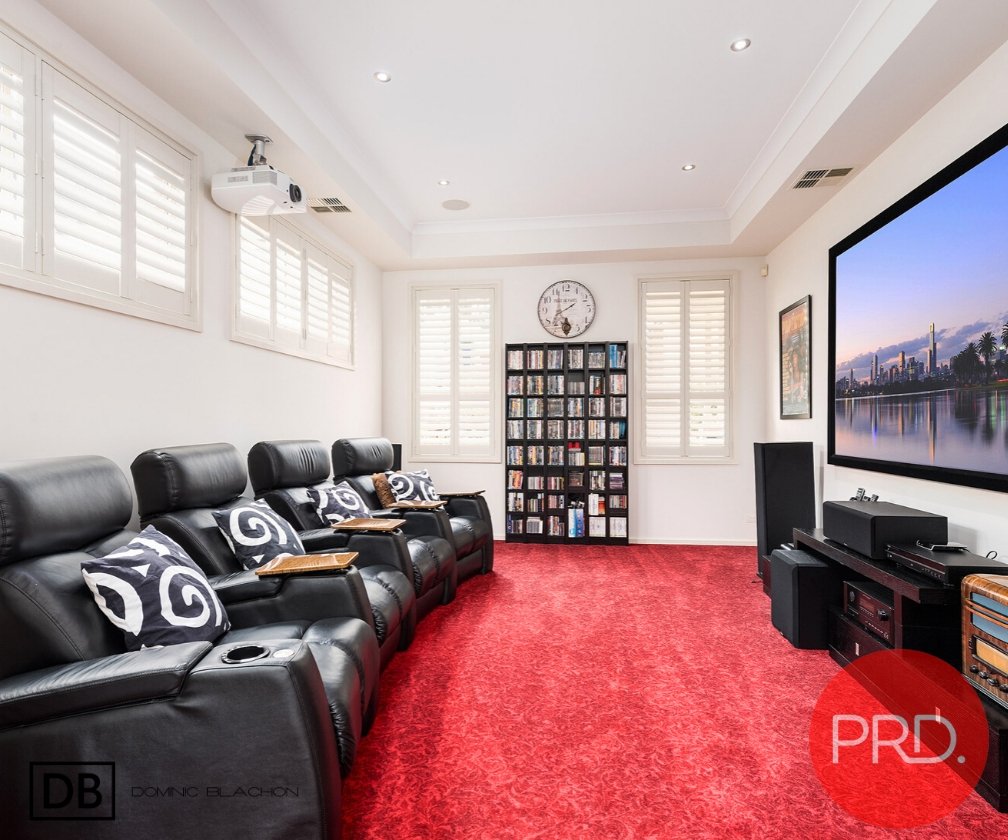 894 Henry Lawson Drive PICNIC POINT 8