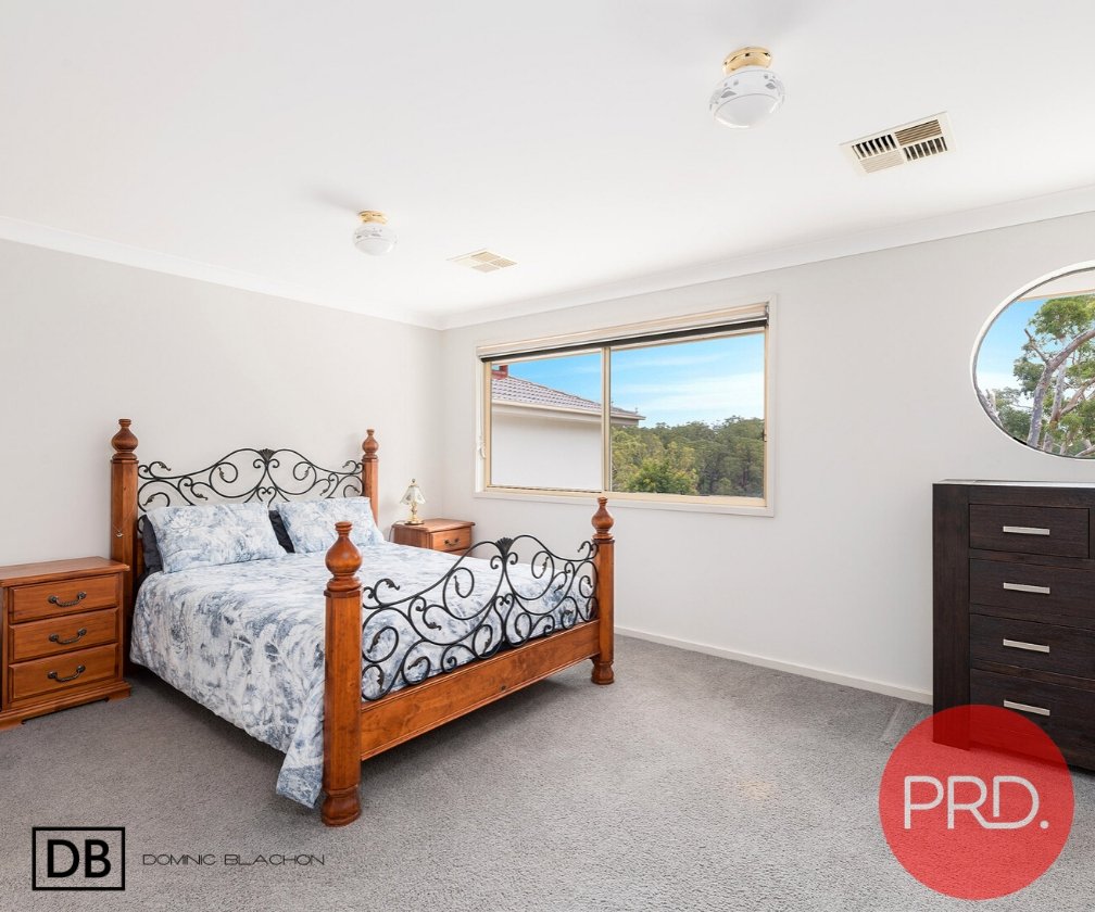 894 Henry Lawson Drive PICNIC POINT 9