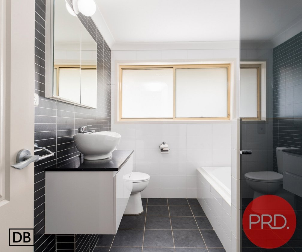 894 Henry Lawson Drive PICNIC POINT 10