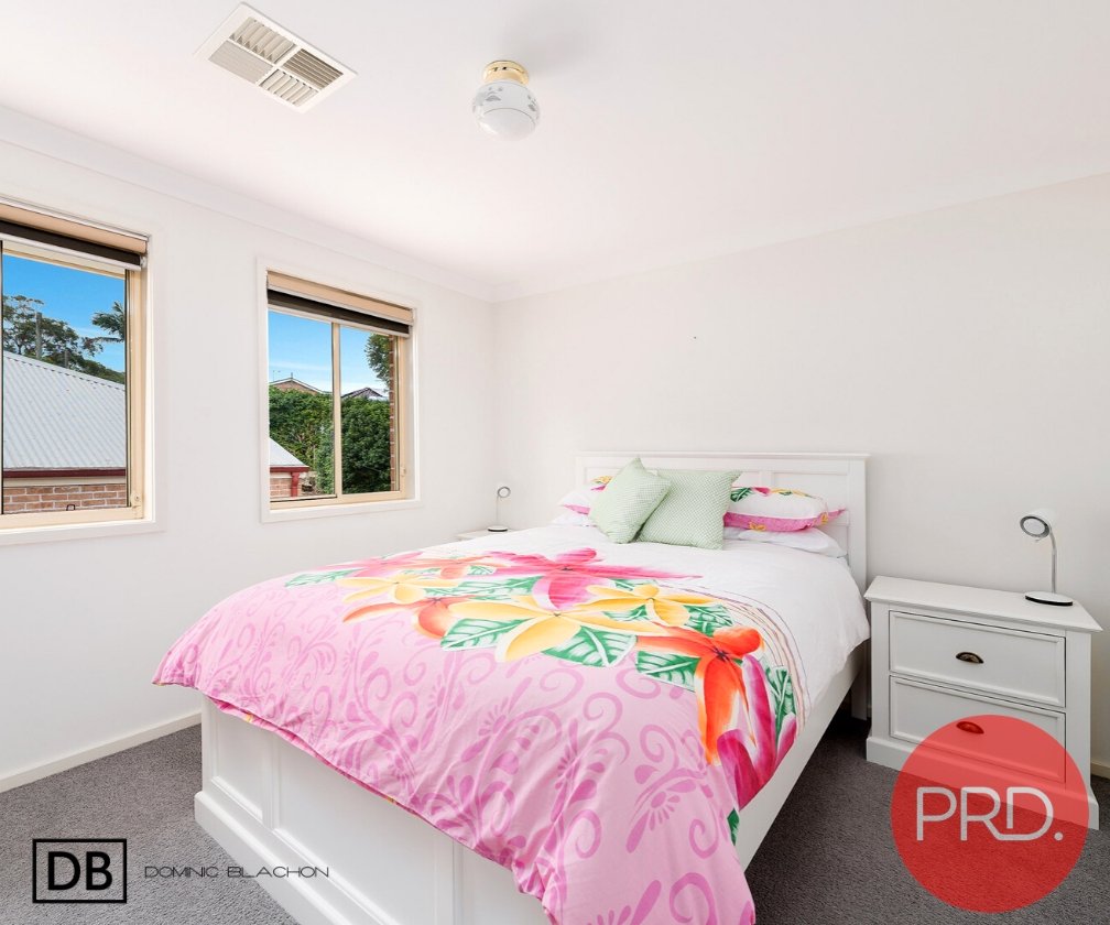 894 Henry Lawson Drive PICNIC POINT 11