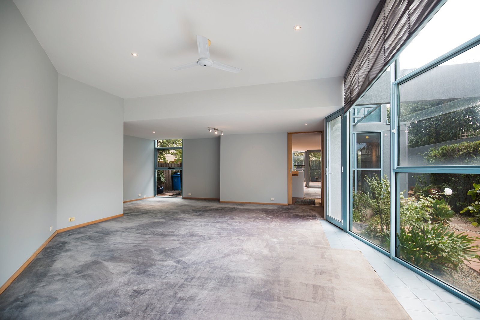 Gallery: 895 Hampton Street