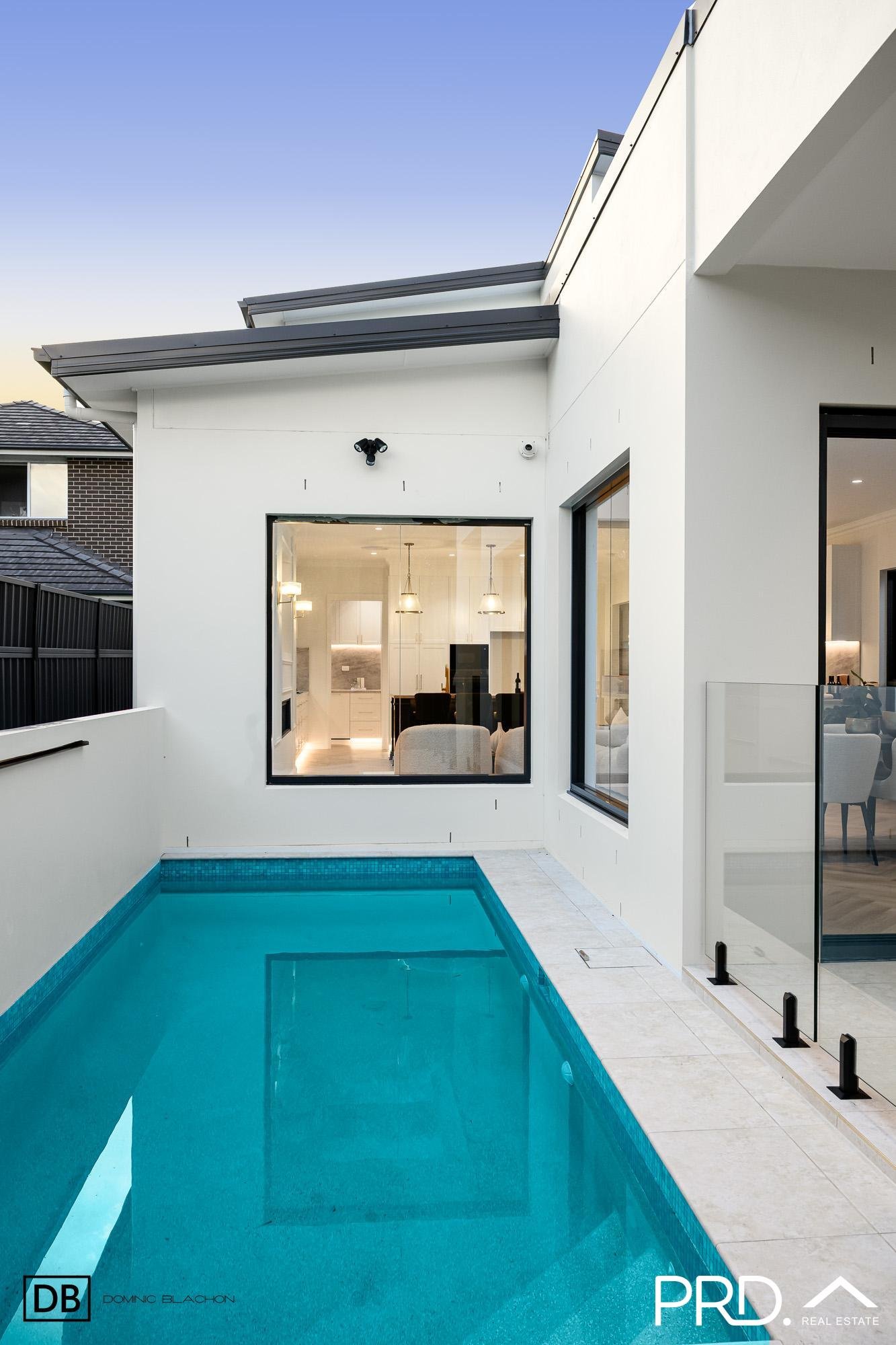 895a Henry Lawson Drive PICNIC POINT 19