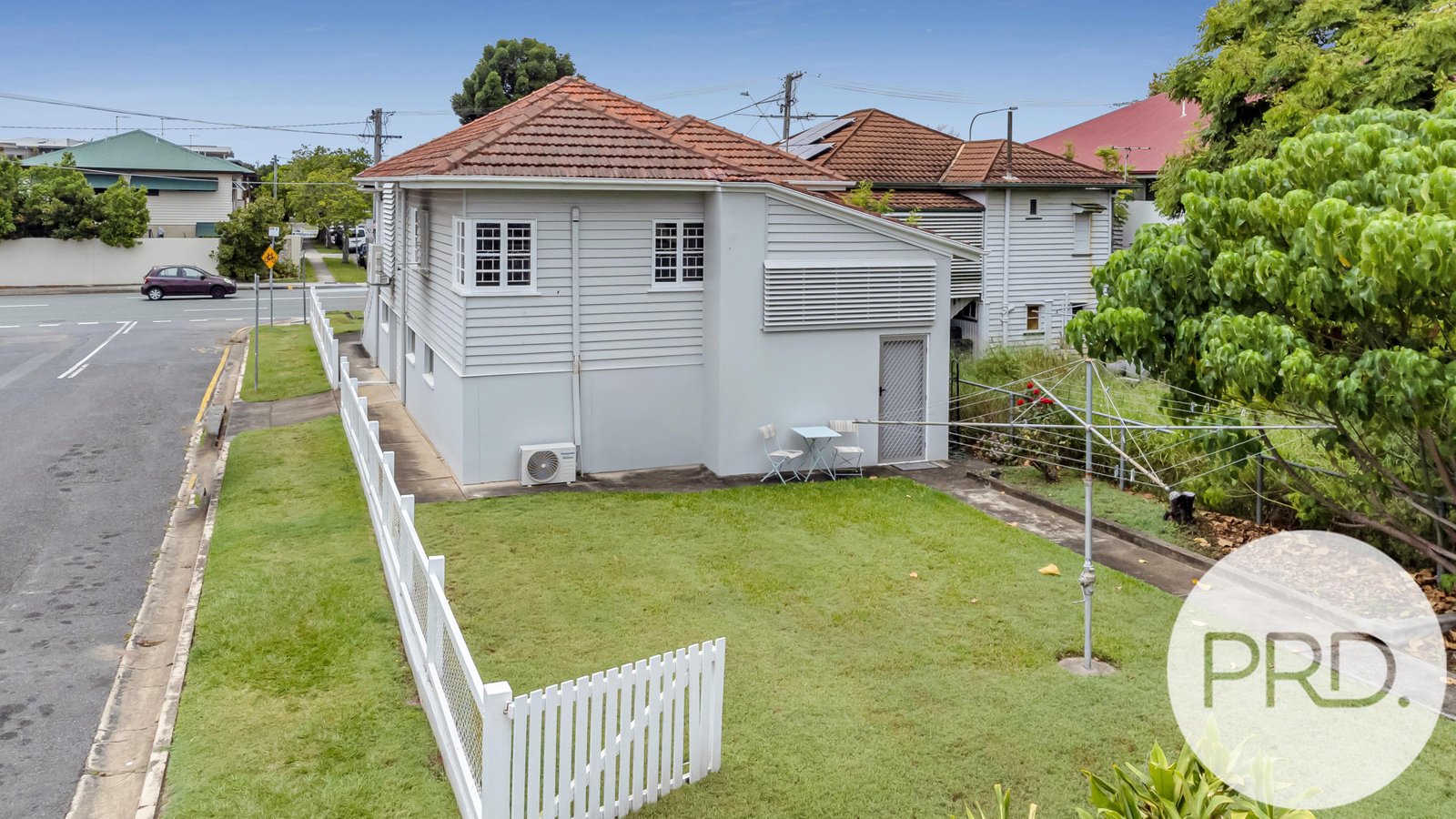 896 Sandgate Road CLAYFIELD 2